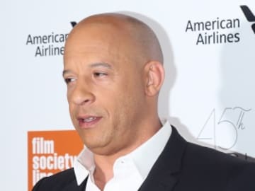 ASÍ LUCÍA VIN DIESEL CON CABELLO Y MENOS RUDO QUE AHORA
