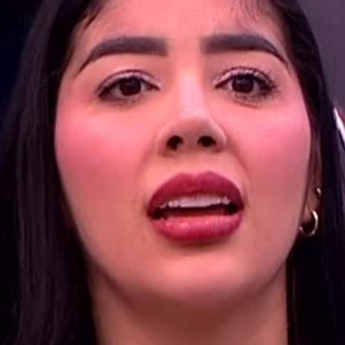 Captan a Mariana en tremenda escena en 'La Casa de los Famosos' y no la bajan de "cochina"