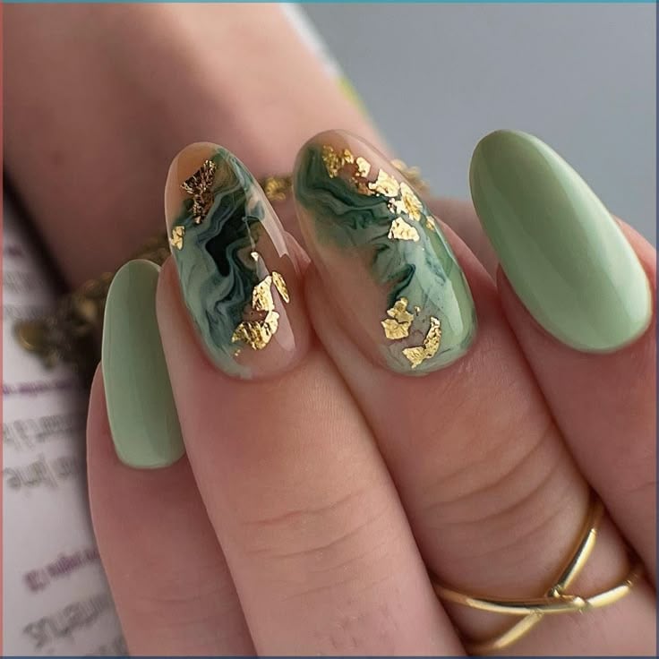 Créditos: Uñas para septiembre - Pinterest