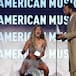 Karol G es la primera latina en recibir importante premio en AMAS 2026: no se entregaba desde 2009