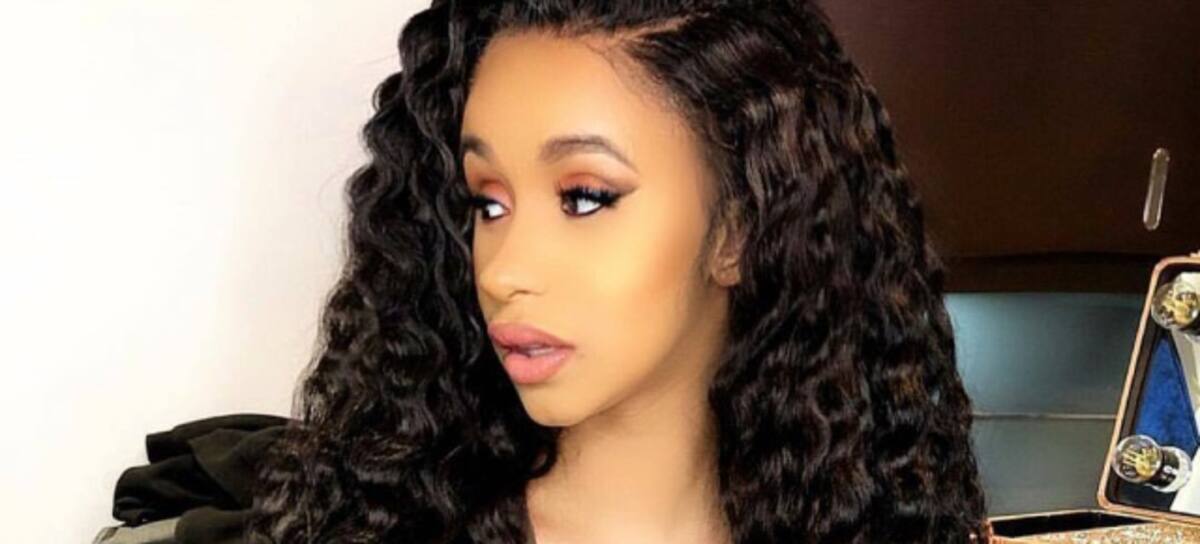 Facebook Cardi b