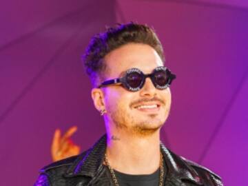 J Balvin y sus supuestos retoques en la cara