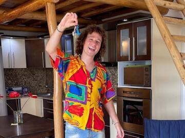 Novia de Luisito Comunica tuvo mala experiencia en Bogotá: le salió un gusano en la comida