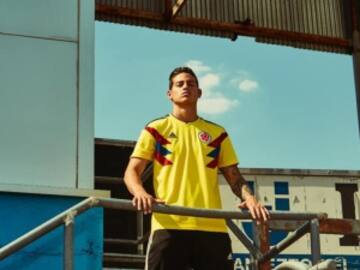 James Rodriguez y la nueva camiseta de la selección provocan efusivo saludo de la modelo rusa