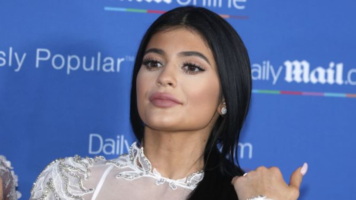 Kim Kardashian desempolva las fotos más feas de Kylie Jenner y ella enloquece