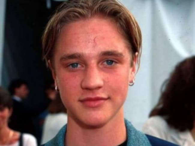www.facebook.com/Devon-sawa