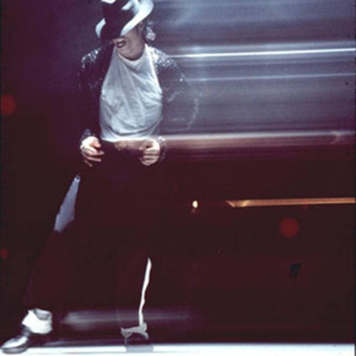 Michael dispara ventas de discos