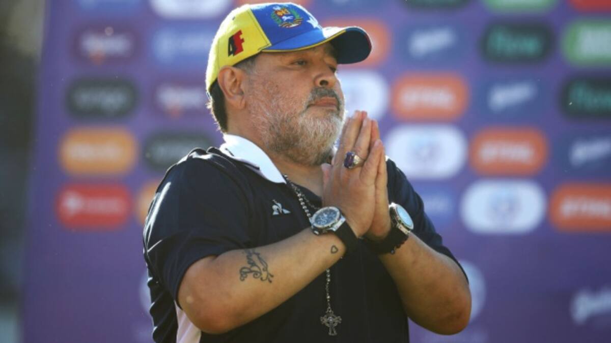 Filtran fotos del cuerpo de Maradona con personas de la funeraria donde fue llevado