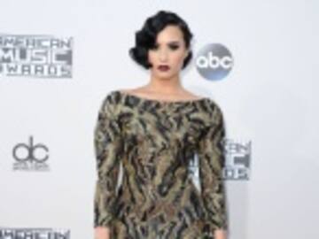 ¿DEMI LOVATO OPERÓ SUS SENOS? SUS ATREVIDAS FOTOS EN INSTAGRAM ENCIENDEN LA PÓLÉMICA