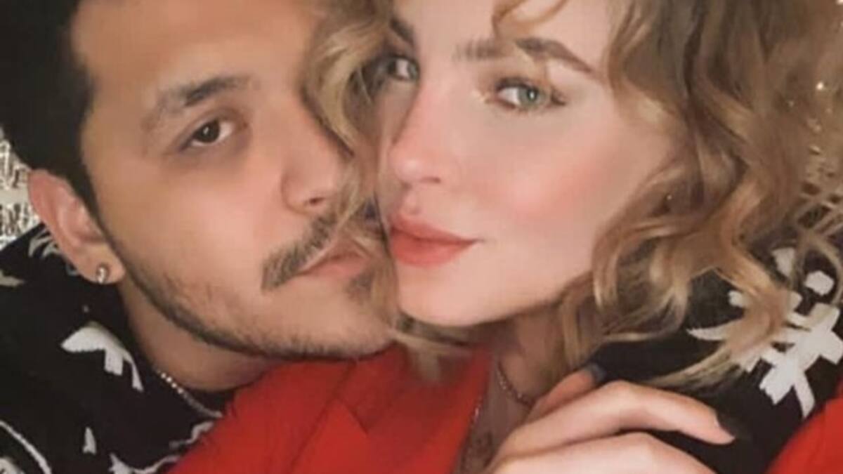Con sensual video, Belinda y Christian Nodal celebran otro mes juntos