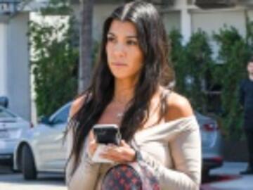 Conoce al joven modelo que estaría saliendo con Kourtney Kardashian