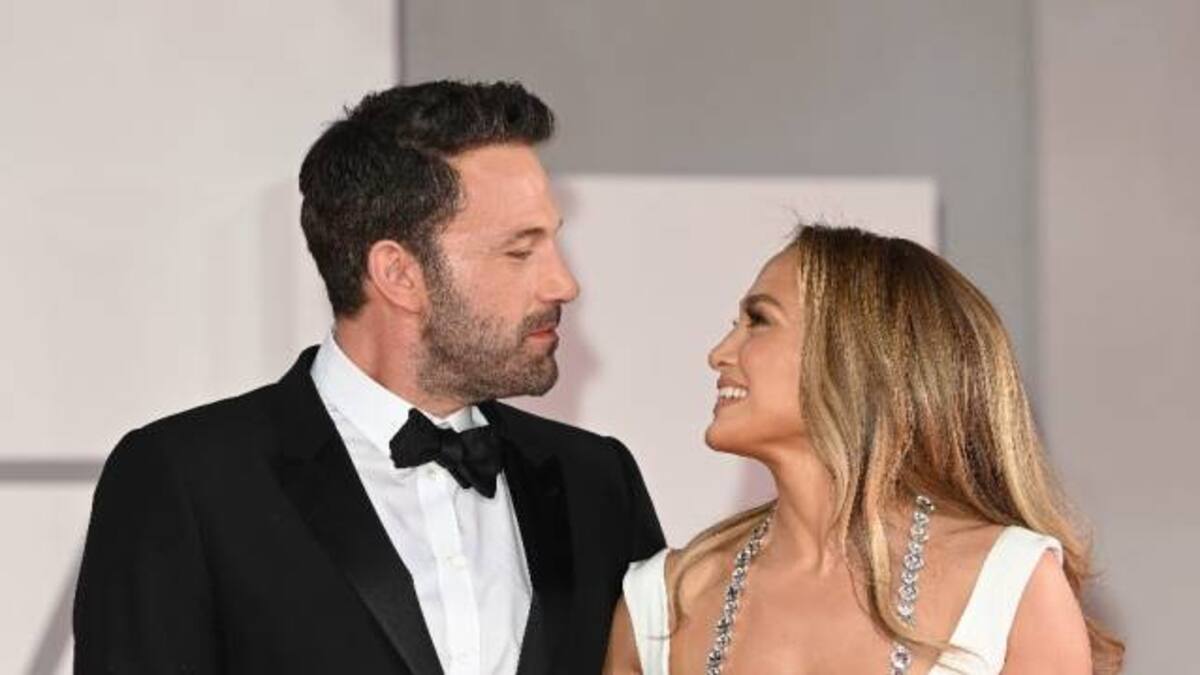 Jennifer López y Ben Affleck causan sensación en el Festival de Venecia