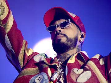 Anuel AA recibió grave denuncia por agresión física en los parques de Universal; esto se sabe