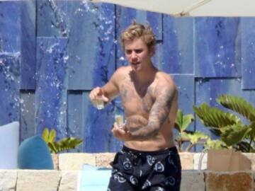 Este es el muñeco sexual que comparan con Justin Bieber