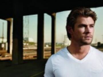 El Hemsworth que es nombrado como el hombre del año por ser rudo y sexy