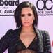 DEMI LOVATO PRESUME SUS ATRIBUTOS CON ESTA ROPA DEPORTIVA