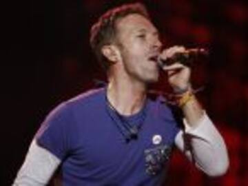 Coldplay y Justin Bieber se unen al concierto de Ariana Grande en Manchester