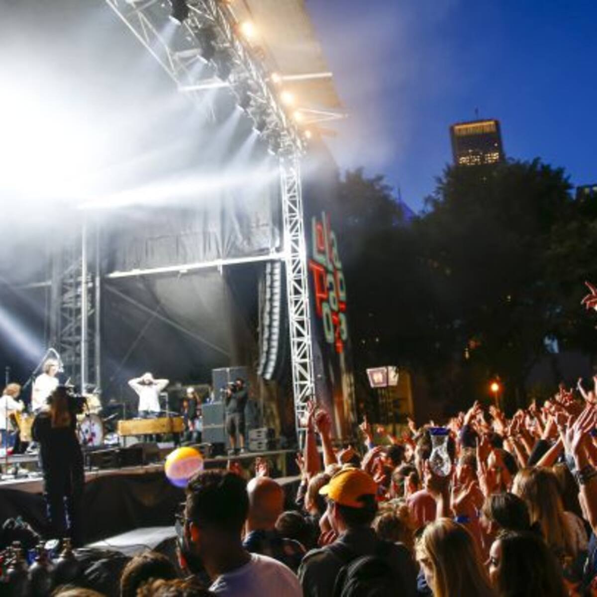 Así vivimos el segundo día de Lollapalooza ¡con osos a bordo!