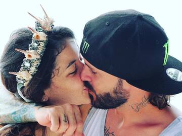 Tatán Mejía cae a los pies de Maleja Restrepo al verla en vestido de baño