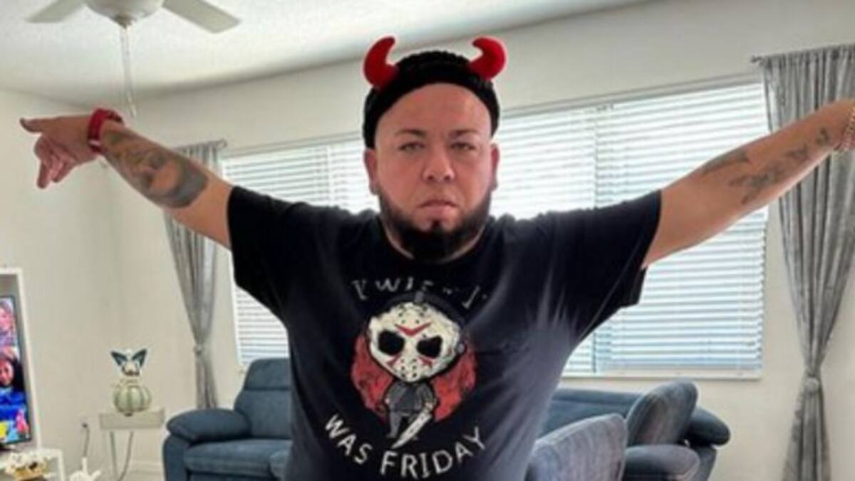 Comparan a Ñejo con ‘Tasmania’ por video bailando en calzoncillos