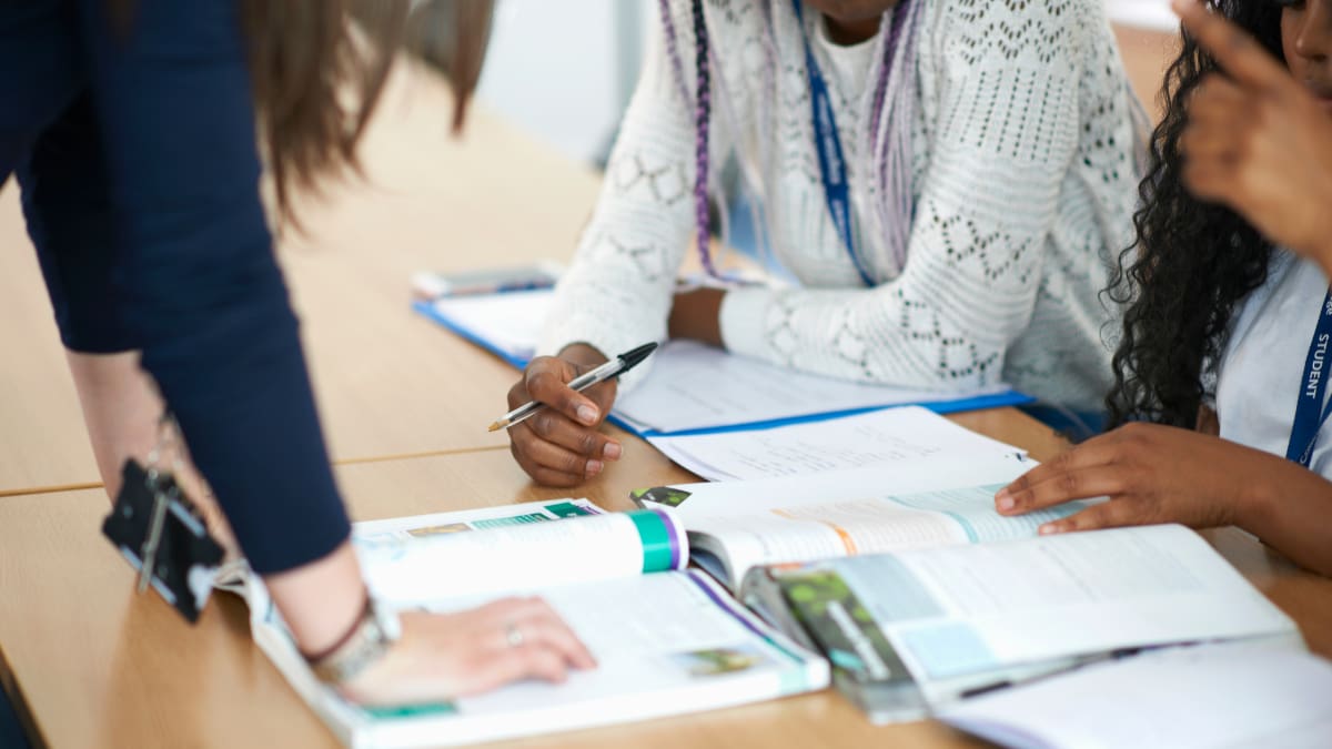 3 portales para aprender INGLÉS GRATIS: ¿Hay con certificado? Cursos completos disponibles