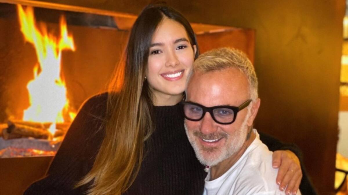 Gianluca Vacchi comparte una foto de su novia completamente desnuda a pocos días de dar a luz