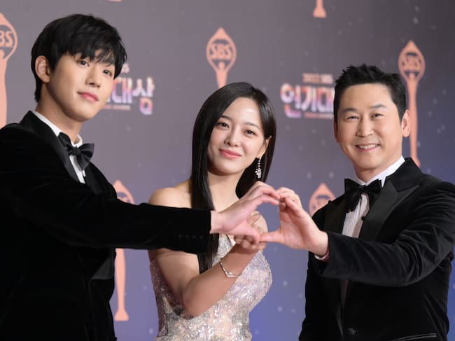 Ahn Hyo-seop y Kim Se-jeong en los Premios de Drama de SBS del 2022/ Getty Images