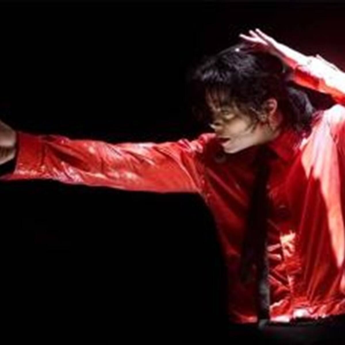 Michael Jackson niega sufrir cáncer de piel