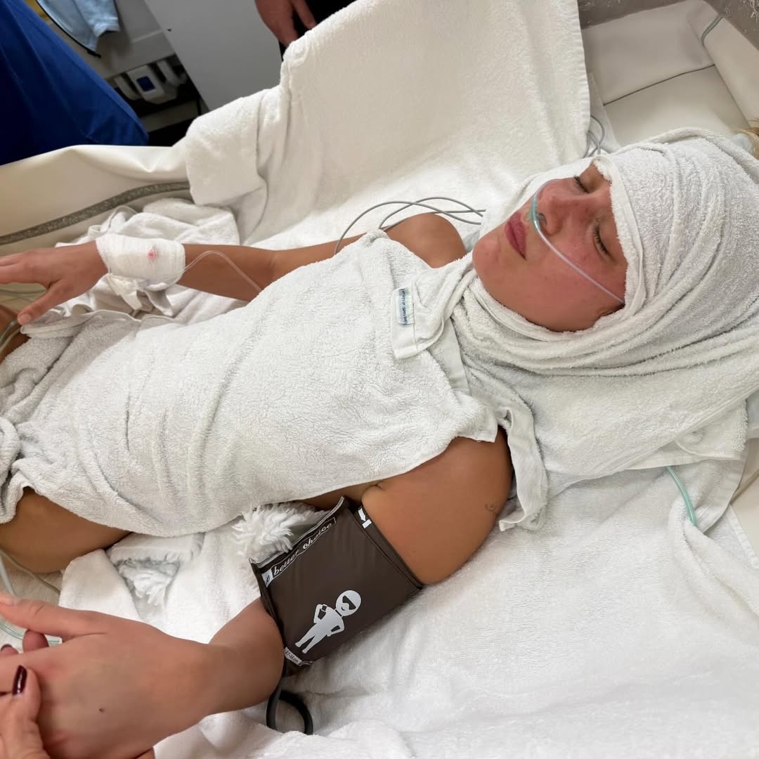 Bella Hadid en el hospital | Créditos: Instagram Yolanda Hadid.