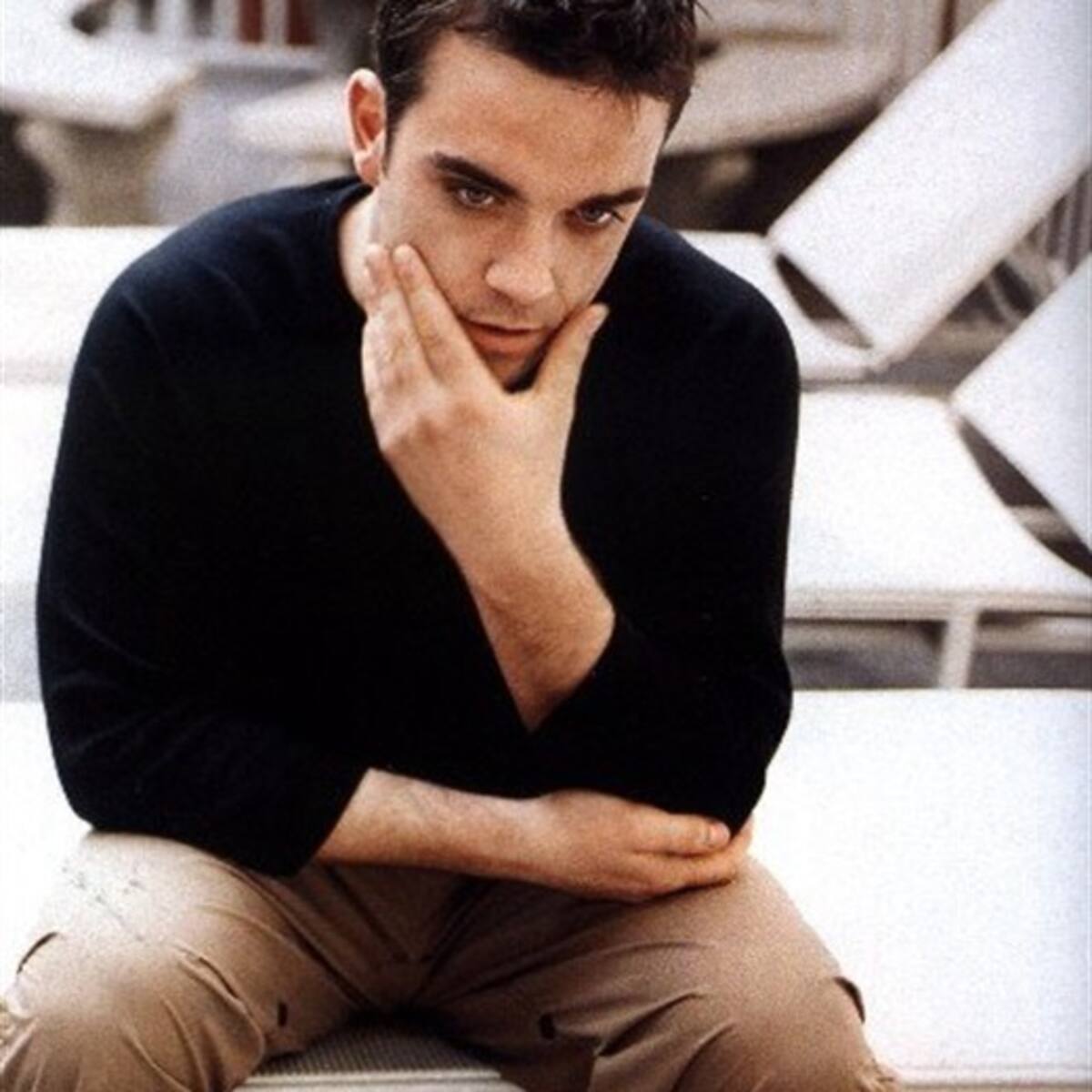 Robbie Williams está enamorado