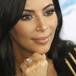 CRITICAN A KIM KARDASHIAN POR OSCURECER SU PIEL PARA ESTA CAMPAÑA DE BELLEZA