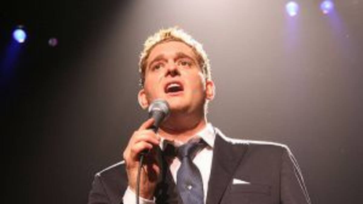 El increíble cambio de Michael Bublé con siete kilos menos y una figura muy fitness