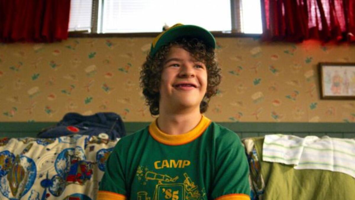 Gaten Matarazzo de ‘Stranger Things’ trabaja como mesero durante pandemia