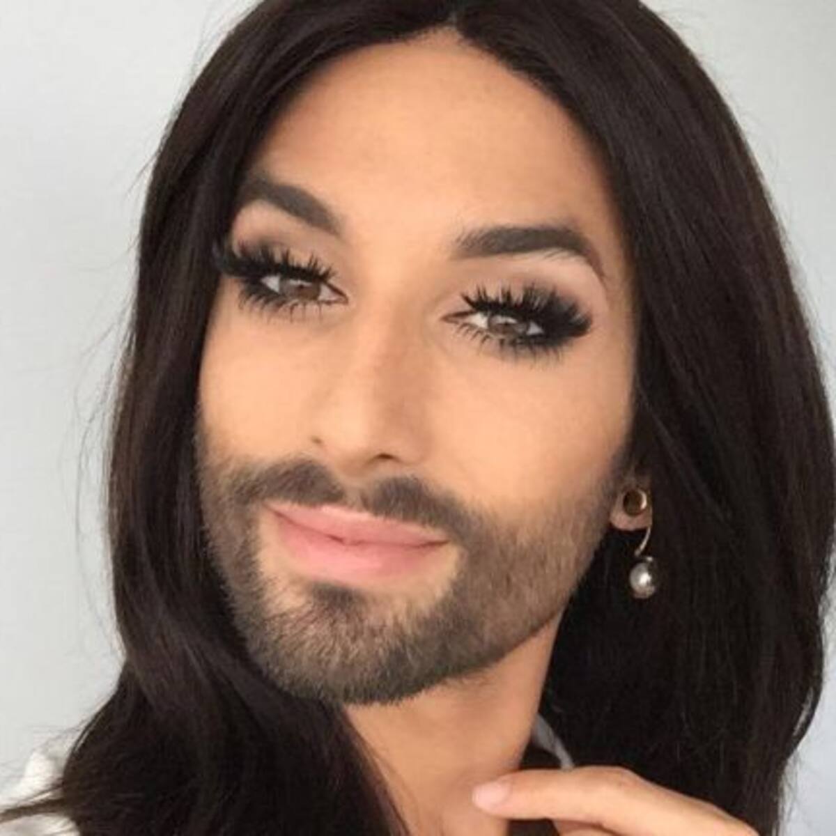 La llamada “Cantante Barbuda” reveló que tiene VIH por amenazas de su ex