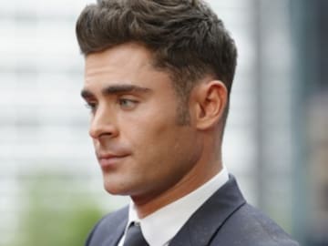 LA ROMÁNTICA FOTO DE ZAC EFRON CON UN VIEJO AMOR QUE TIENE LOCAS A SUS FANS