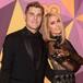 ¿SE ESTÁ PREPARANDO PARIS HILTON PARA DEBUTAR EN LA MATERNIDAD?