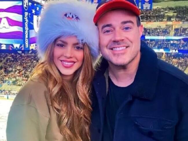 Shakira es vista saliendo con un apuesto hombre en Nueva York