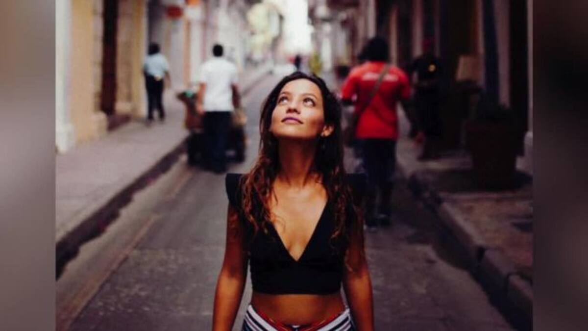 Natalia Reyes responde a seguidor que le dijo tacaña por no operarse