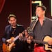 Reconocido músico colombiano arremete contra su colega Carlos Vives