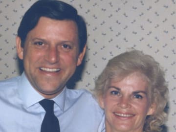 Él era José Menéndez, el representante de Menudo que fue asesinado por sus propios hijos